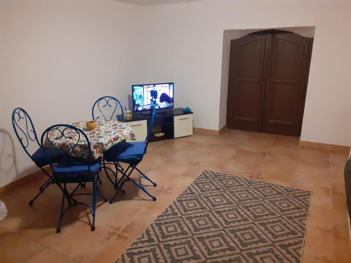 Sicilia Bedda Apartment Palermo Bagian luar foto